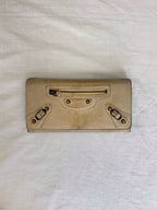 continental wallet in beige